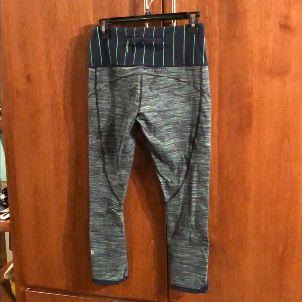 Navy & green striped lululemon 7/8 crops